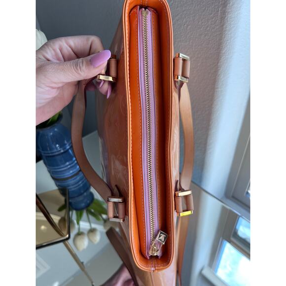 Louis Vuitton Houston Vernis Yellow Sunset Metallic Tote Handbag FREE Labubu - Picture 9 of 14